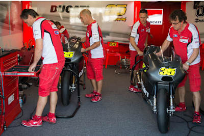 Die Box von Cal Crutchlow: Bald nur noch mit 22,5-Liter-Tank?