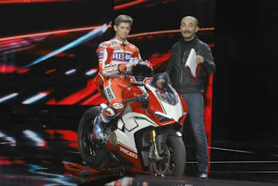 Die Ducati Panigale V4 wurde von Casey Stoner vorgeführt