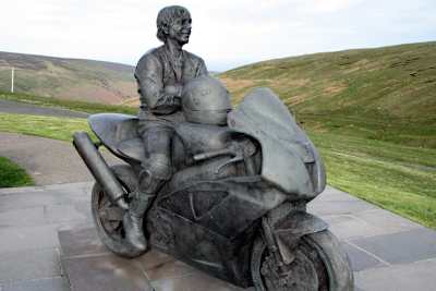 Für die Ewigkeit: Die Joey-Dunlop-Statue auf der Isle of Man