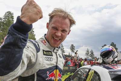 Mattias Ekström beim Einsatz in Hell