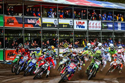 Start zum Rennen der EMX-250 in Valkenswaard