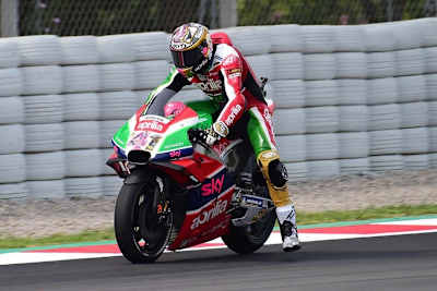 Aleix Espargaró auf der Aprilia RS-GP in Barcelona
