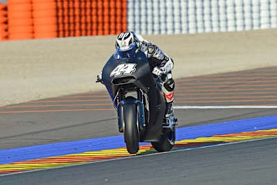 Pol Espargaró auf seinem neuen Arbeitsgerät: der KTM RC16