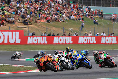 Im Rennen: Pol Espargaró (44) vor Bautista (19), Rins (42) und Aleix Espargaró (41)