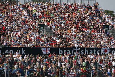 Die Fans lieben Rennen in Brands Hatch
