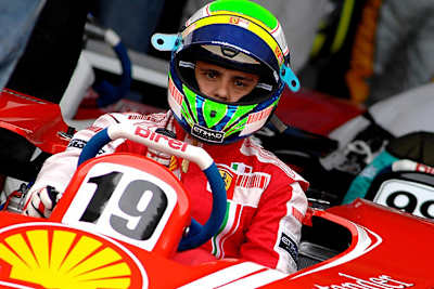 Felipe Massa 2009 beim Kartrennen in Brasilien mit seiner 19
