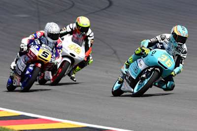 Im Rennen: Joan Mir (36) vor Fenati (5) und Ramirez (42)