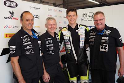 Diego Romero (li.) mit dem Team Fetz