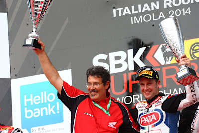 Honda-Europe-Rennchef Carlo Fiorani (li.) feierte mit Jonathan Rea