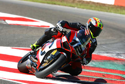 Javier Fores dominiert erneut