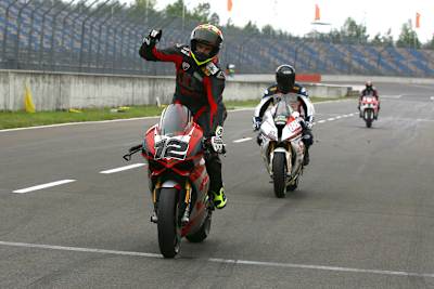 Javier Fores kommt als Doppelsieger nach Zolder