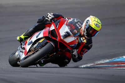 Forés ist wieder auf der Vorjahres-Ducati zurück