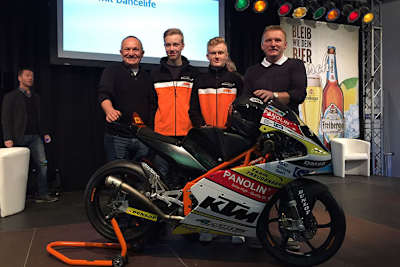 Sachsenkrad in Dresden: Michael Freudenberg, Jan-Ole Jähnig, Tim Georgi und Carsten Freudenberg