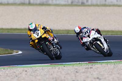 Marvin Fritz vor Mathieu Gines