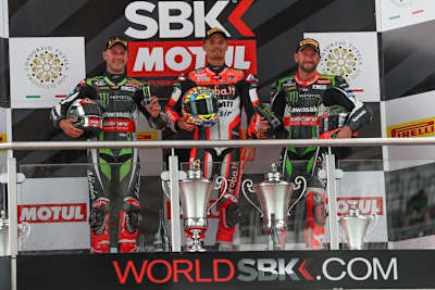 Das Podium vom ersten Rennen auf dem Lausitzring