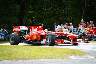 Kimi Räikkönen gab im Ferrari F10 Gas