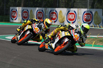 Team Freudenberg: Luca Grünwald vor Jan-Ole Jähnig