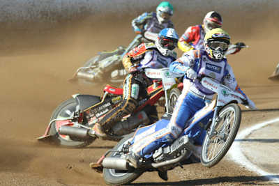 Grzegorz Walasek (vorne) wird das Wolfslaker Team anführen