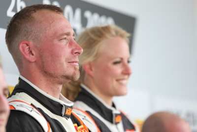 In der ADAC GT4 Germany ganz oben: Reinhard Kofler (li.) und Laura Kraihamer