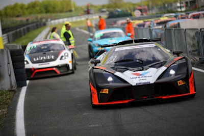 Sieger am Sonntag: Der KTM X-Bow GT4 von True Racing