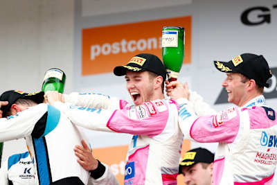 Gemeinsamer Jubel: Christopher Haase (re.) und Jeffrey Schmidt