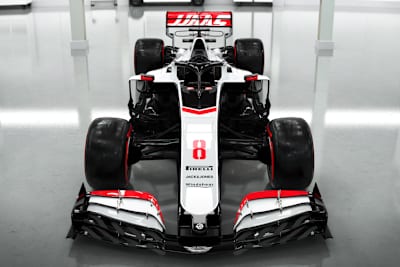 Der VF-20 glänzt wieder in den alten Haas-Farben  