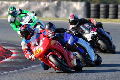 Honda SC 57-Pilot Heinz Cordes führt das TT-Open-Feld an