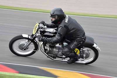 Helmut Schöne auf einer AWO 