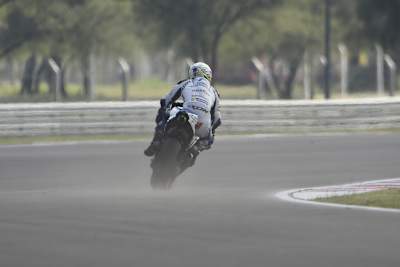 So sah es in Las Termas am Freitag aus: Yonny Hernandez wirbelt auf der verdeckten Piste viel Staub auf