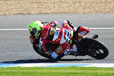 Maria Herrera auf der KTM des AGR-Teams