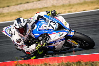 Die BMW bleibt in der Garage