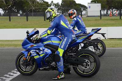 Iannone und Rins auf den GSX-R1000R-Bikes auf Phillip Island