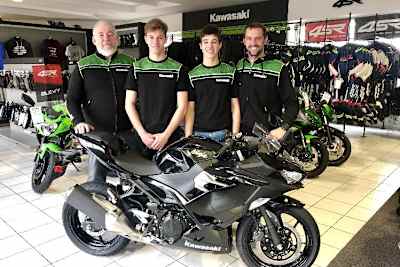 Josef Kubicek (li) und Jakub Smrz (re) soll dem Nachwuchs den WM-Einstieg leichter machen