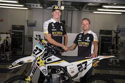 Arminas Jasikonis (li.) und Teamchef Antti Pyrhönen