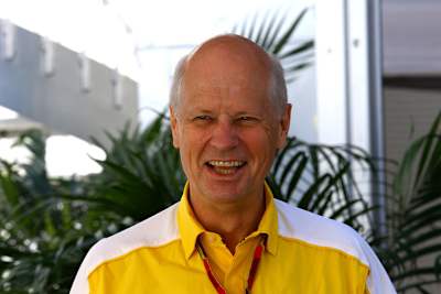 Renault-Sport-Präsident Jean-Michel Jalinier: «Wir haben einen dreijährigen Ausrüster-Vertrag mit Red Bull Racing geschlossen, der folglich bis Ende 2016 läuft»