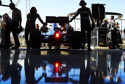 McLaren-Star Jenson Button: «wenn wir wie in diesem Jahr ein Team wie Mercedes haben, das allen ein Schritt voraus ist, dann ist das Podest automatisch durch dessen drei Rennfahrer schon besetzt»