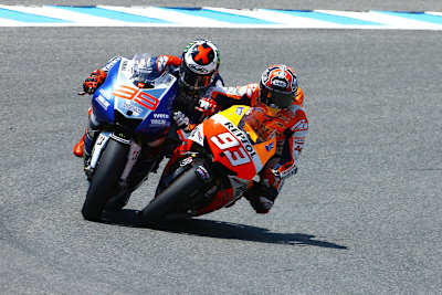 2013 in Jerez: Márquez (93) gegen Lorenzo (99)