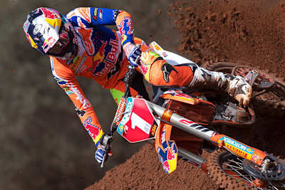 Pauls Jonass (KTM) gewinnt den ersten Lauf in Spanien