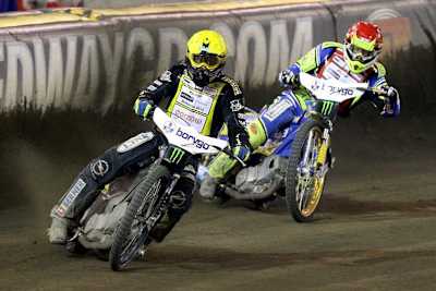 Andreas Jonsson vor Vizeweltmeister Krzysztof Kasprzak