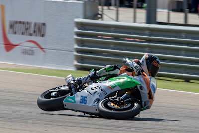 Der Österreicher stürzte in Runde 5, konnte aber weiterfahren