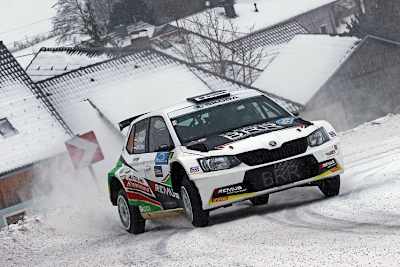 Julian Wagner führt bei der Jännerrrallye