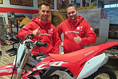 Ex-Weltmeister Julien Bill (links) startet ein Comeback