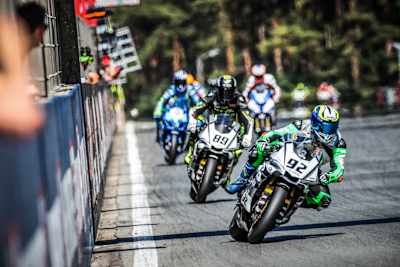 Daniel Kartheininger vorne weg