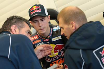 Danny Kent mit Teamchef Aki Ajo (re.)