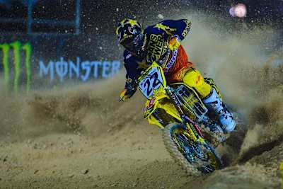 Kevin Strijbos: Souveräner Auftritt im Qualifying-Rennen unter Flutlicht in Losail