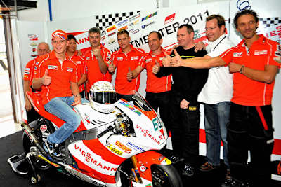 Das Highlight von Kiefer Racing: Titelgewinn in der Moto2-WM 2011 mit Stefan Bradl