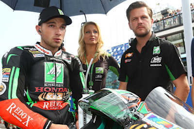 Jakub Kornfeil mit Teammanager Johan Stigefelt