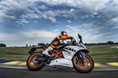 Sportlich, sportlich: Die KTM RC 390