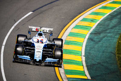 Robert Kubica in Australien – schön den Randsteinen fernbleiben