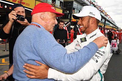 Niki Lauda mit Lewis Hamilton